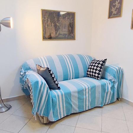 Bibliososta Anche Al 1° Piano Anno 2024 Apartman Ventimiglia Kültér fotó